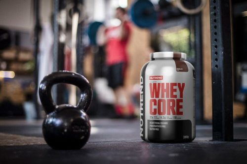 NUTREND Whey Core 900 g Strawberry